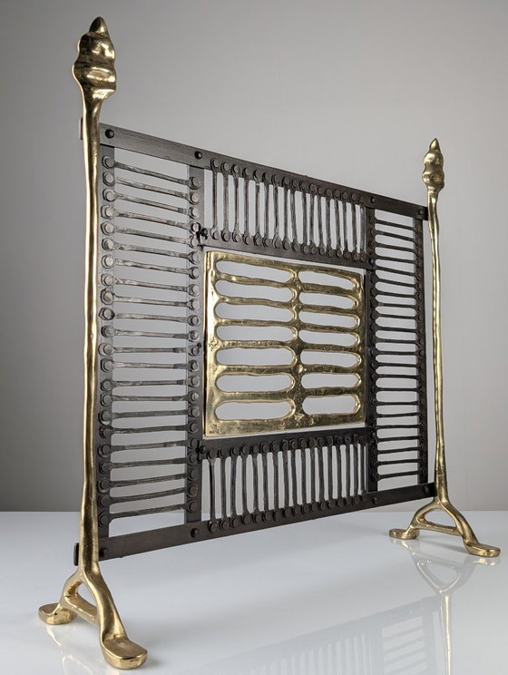 Parascintille in ottone e ferro battuto di David Marshall, Spagna, anni '70. – Oggetti decorativi, Iron (photo 2 of 11)