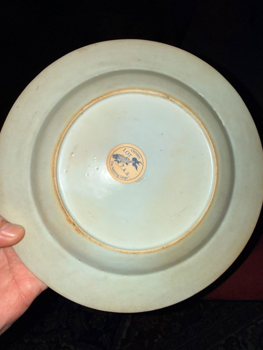 Plato de porcelana china azul y blanca Nanking Cargo (ca. 1750)
