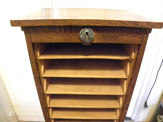 Image 1 of Archivador, roble