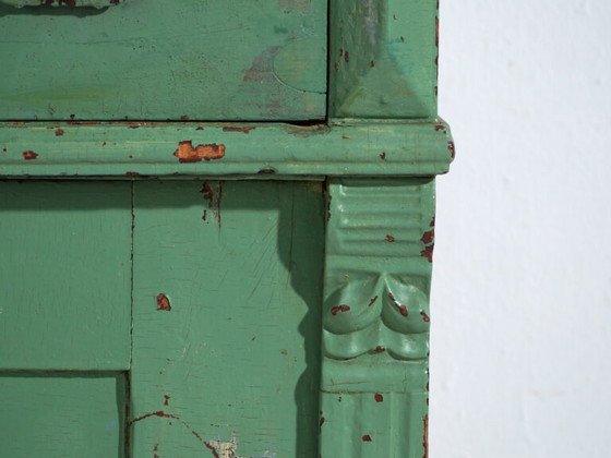 Central European chest of drawers with original green paint – Tyrol, circa 1890 – Brass, Rustic (photo 39 of 40)