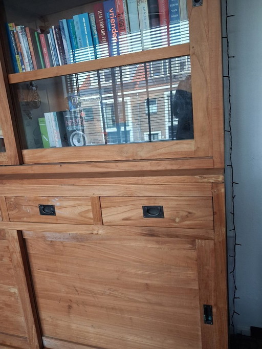 Teakholzschrank