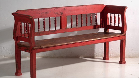 Antique red painted pine bench with turned back – Central Europe, circa 1900 – Benches, Rustic (photo 3 of 40)