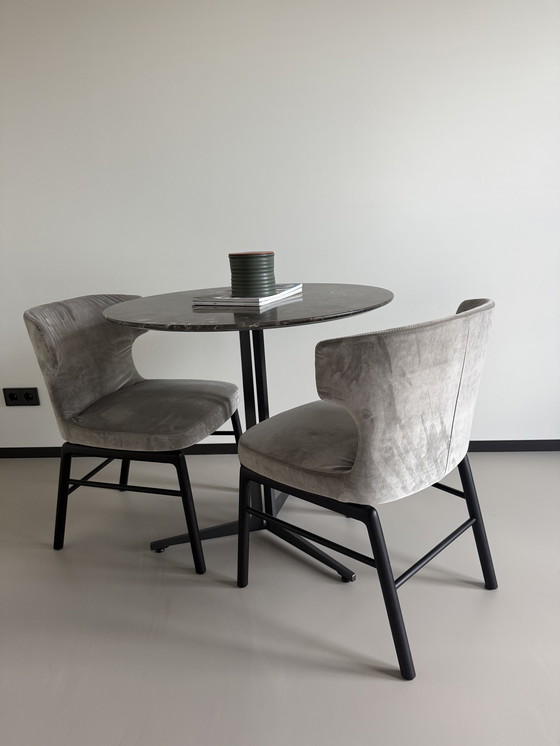 Image 1 of Table Flexform Fly et chaises Vesta