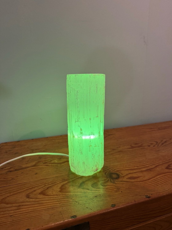 Lampada d'atmosfera di design in selenite con luce verde, modello vintage anni '80, Lampade da tavolo, Pietra (foto 3 di 11)