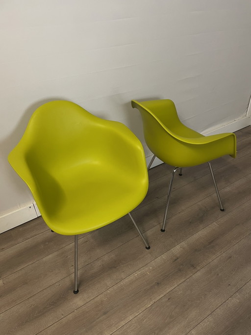4x Vitra Dax Esszimmerstühle in Grün – eetkamerstoelen, Plastic, Metal, Modern (photo 2 of 8)