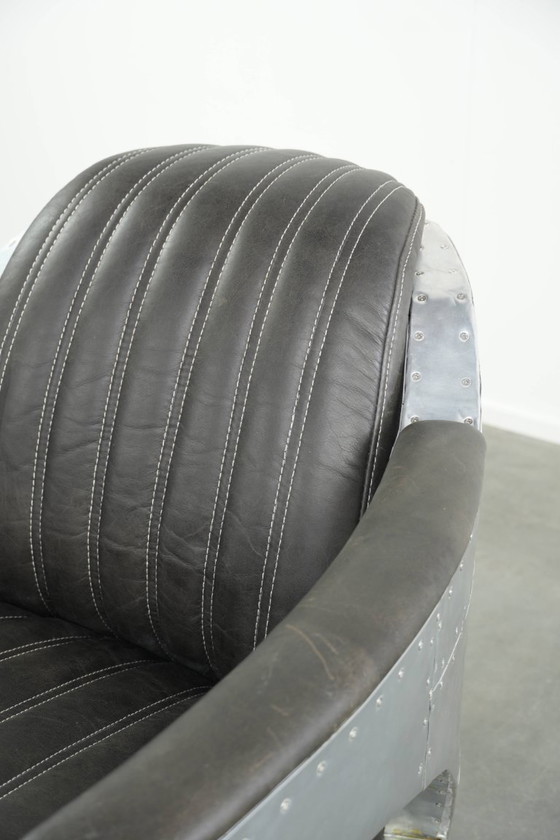 Image 1 of Bijzonder mooie en comfortabele rundleren aviator design armchair/ fauteuil afgewerkt met aluminium
