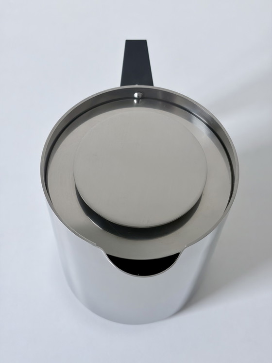 Brocca (acqua calda) Stelton di Arne Jacobsen. – Accessori da tavola, Plastic, rvs (photo 4 of 10)