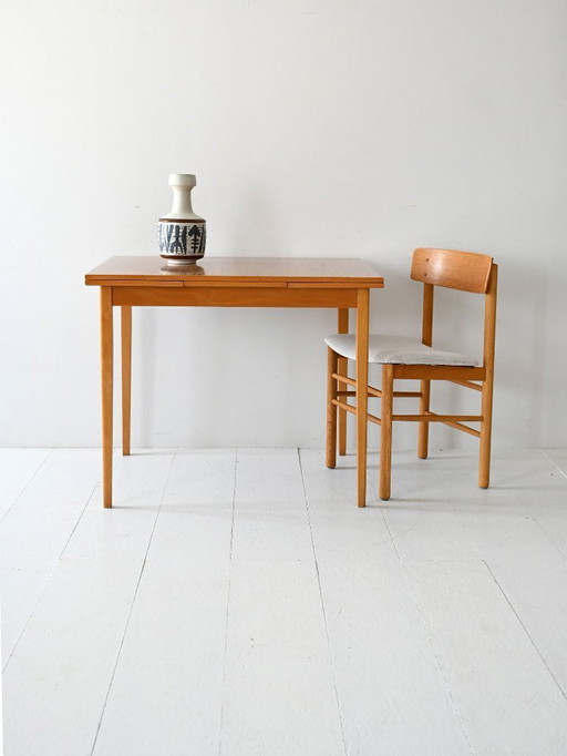 Vintage Scandinavian Extendable Teak Veneered Dining Table