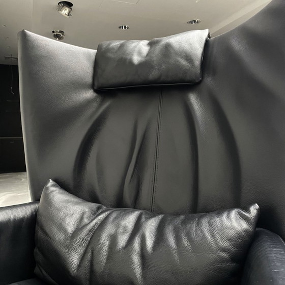 Poltrona girevole Maua in pelle nera, modello Design On Stock – Sedie girevoli, Metal, Leather (photo 5 of 16)