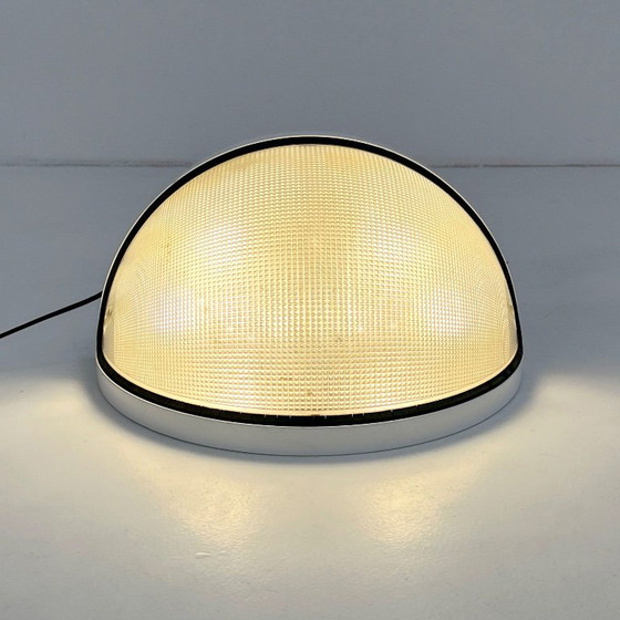 Totum Lampe von G.N. Gigante, M. Boccato & A. Zambusi für Zerbetto, 1970er – Tischlampen, Metal, Plastic (photo 3 of 9)