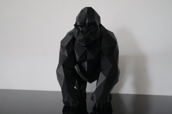 Image 1 of Geometric image Gorilla