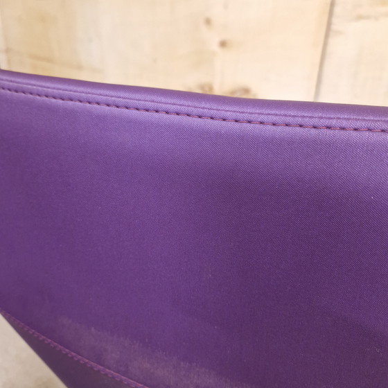 Image 1 of Poltrona girevole Flexi Lounge Purple Poltrona di design in stile anni '70