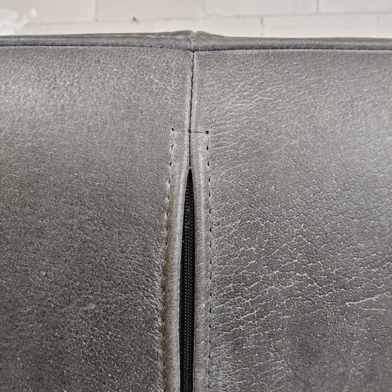 Image 1 of Poltrona girevole in pelle grigia Specter di DYYK (quasi nuova) Struttura in acciaio inossidabile (design olandese)