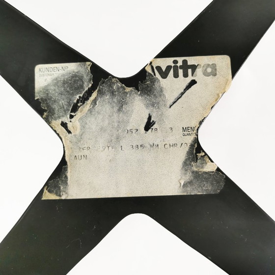Vitra Eames Contract Table (mesa de centro), diseñada por Charles & Ray Eames, Suiza, años 70-80. (photo 12 of 13)