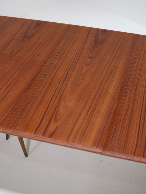 Image 1 of Extendable dining table Henning Kjaernulf model 62 Sorø