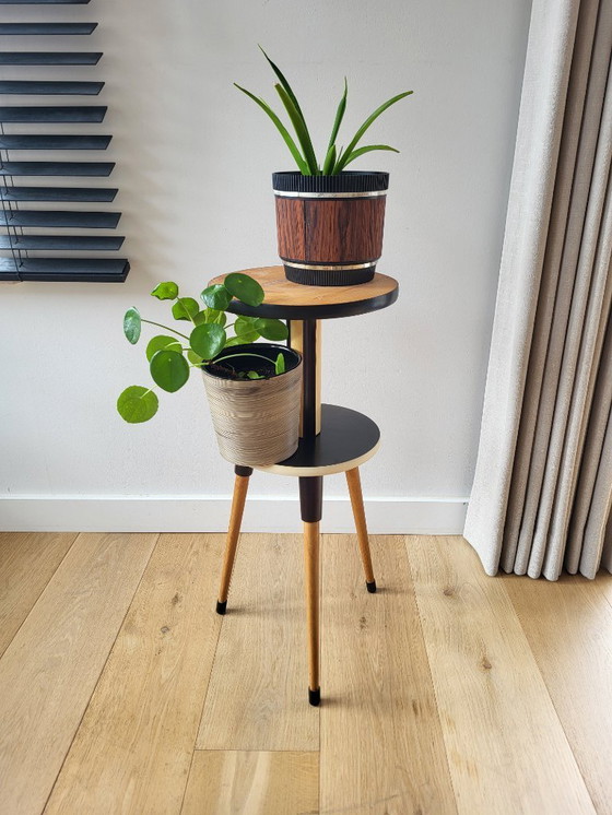 Image 1 of Supporto per piante o tavolo vintage a treppiede a 2 livelli