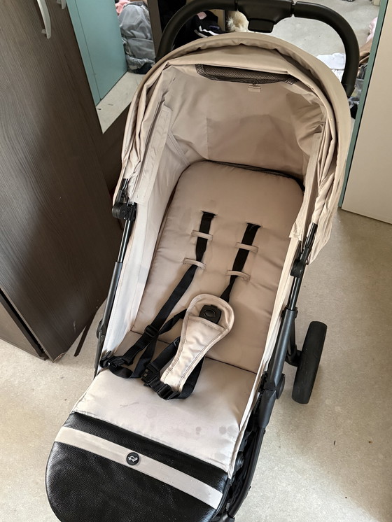 Image 1 of Buggy zu verkaufen – guter Zustand + Regenschutz