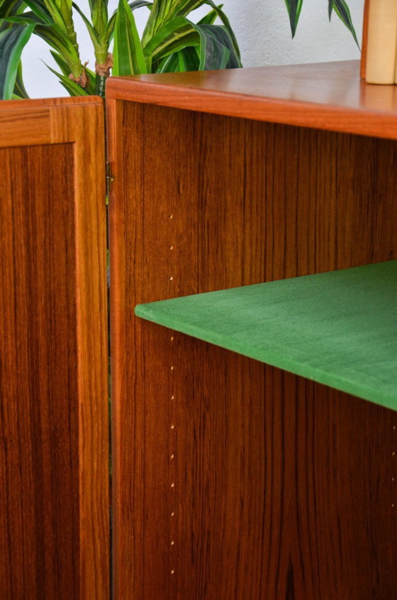 Image 1 of Credenza vintage, cassettiera in teak, stile metà secolo, anni '70, armadio retrò
