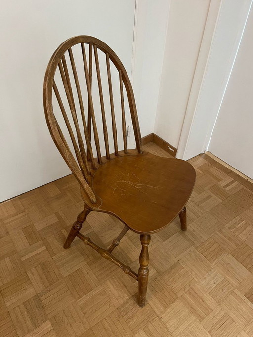 6x Windsor chairs
