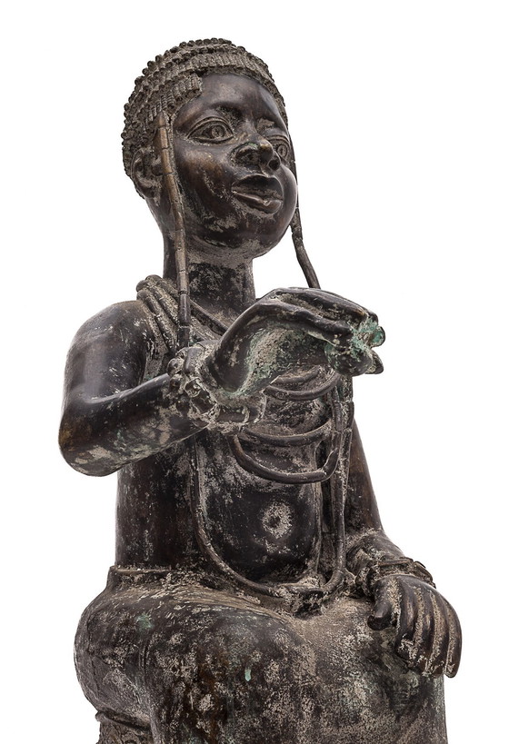 Image 1 of Bronze "L'Offrande De Cauris", Benin, 1950