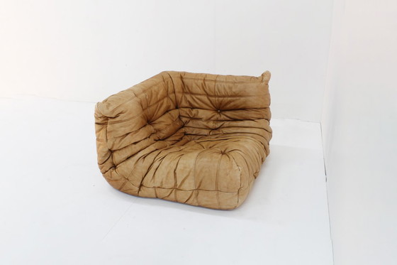Image 1 of Poltrona angolare vintage Togo in pelle cognac di Michel Ducaroy per Ligne Roset