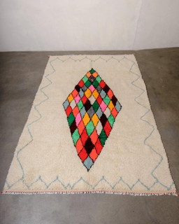 Magnifique Tapis artisanal 250cmx200cm