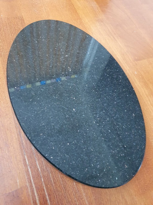 Lastra ovale di granito