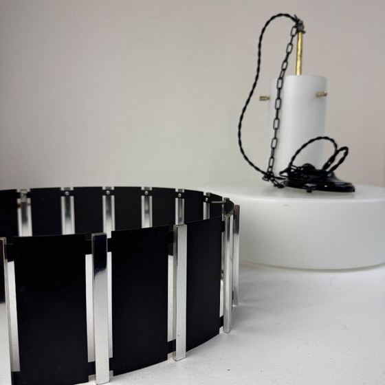 Image 1 of Vintage Space Age opaline hanglamp "Wila"