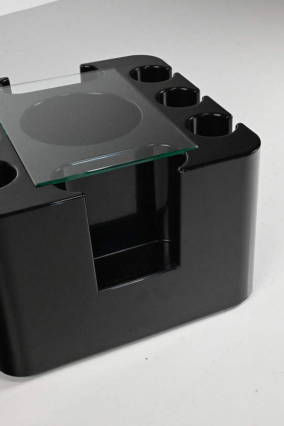 Image 1 of Artemide ‘Bacco’ tafeltje