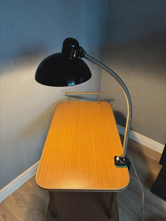 Lampada da scrivania Kaiser Idell 6740 di Christian Dell, nera, Germania, anni '50, Lampade da tavolo, Metallo (foto 3 di 8)