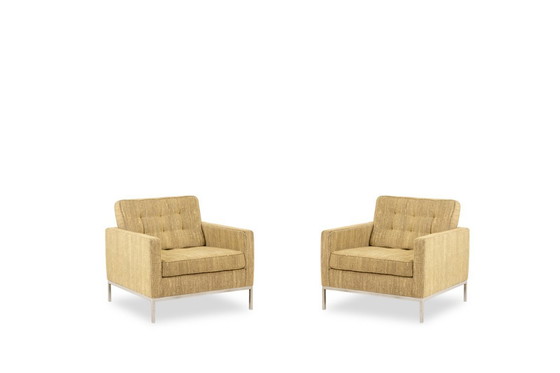 Image 1 of Florence Knoll, voor Knoll. Sofa en twee fauteuils. Jaren 60-70.