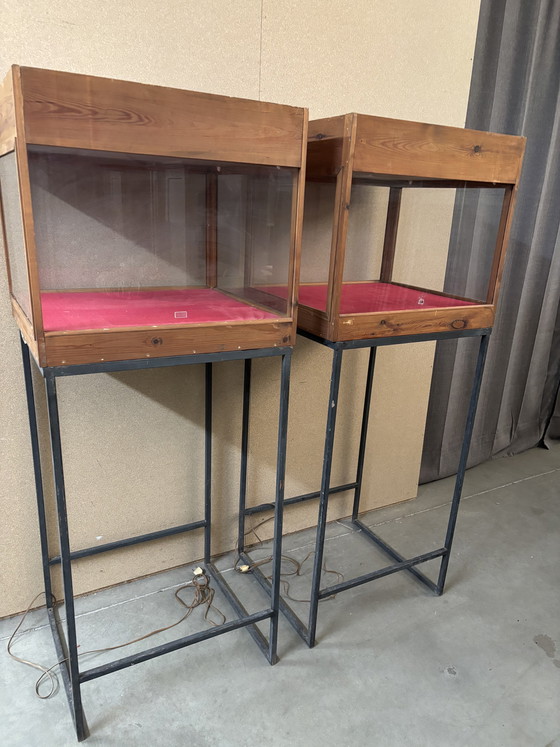 Image 1 of Vintage display cabinet / showcase / shop cabinet