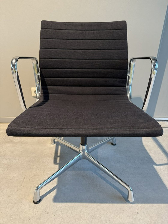 Image 1 of Sedia in alluminio Vitra EA108