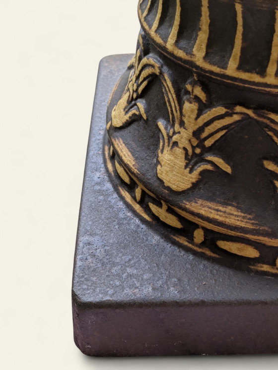 Rarità! Colonna Porta Piante Vintage in Ceramica Anni '70 Nera e Oro, Decorazione Classica, Ottime Condizioni (photo 6 of 10)