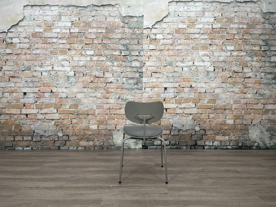 Image 1 of Egon Eiermann SE68 con tessuto