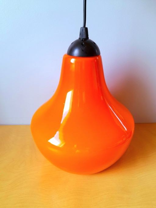 Hanging lamp in orange opaline, Peill & Putzler 70s