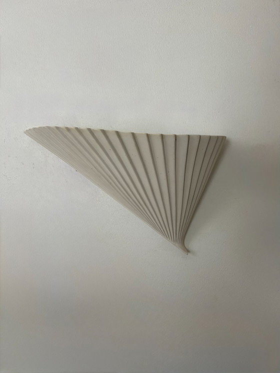 Image 1 of Wandlamp van wit mat gips, Frankrijk 1980