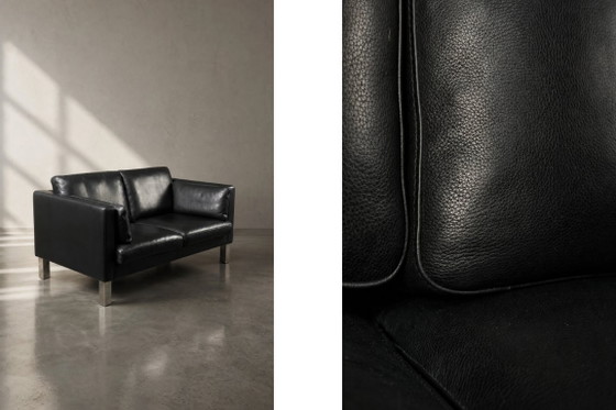 Vintage Deense tweezitsbank van zwart leer uit het midden van de 20e eeuw, Deens modern design, jaren 70 (photo 7 of 24)