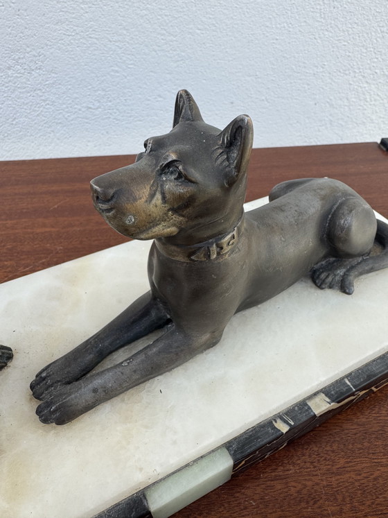 Image 1 of Statua di cane Art Déco in marmo e lega di zinco