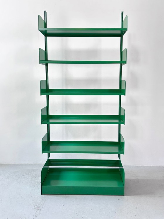Librería Lips Vago "Congresso" verde brillante, años 70, diseño holandés-italiano. – Iron (photo 3 of 18)