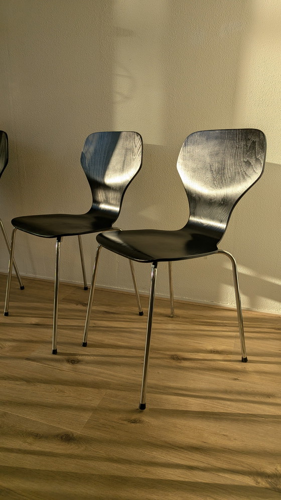 Image 1 of Set of 4 Phoenix Dining Chairs – Denmark 1980s Deens Stoelen