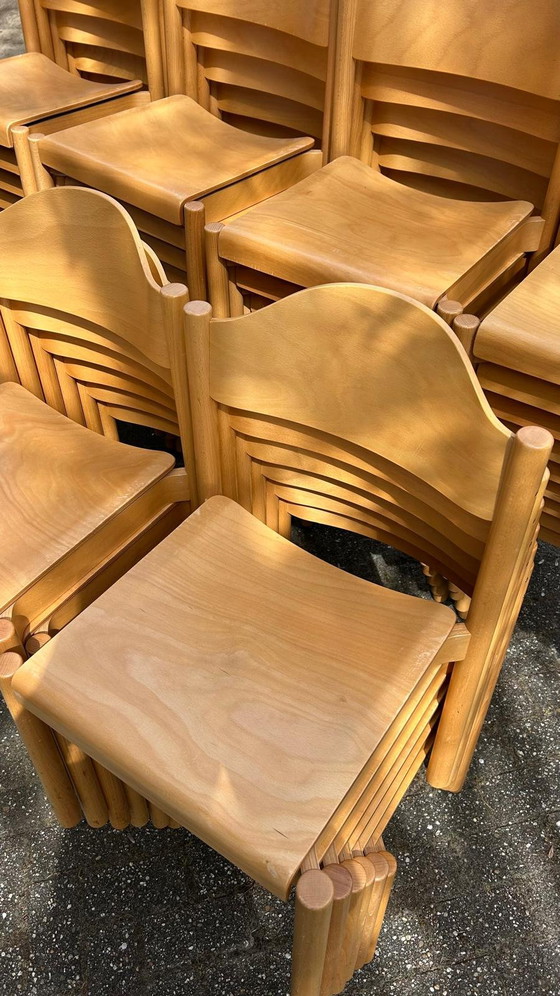 Image 1 of Lotto di 50 sedie impilabili vintage in compensato anni '80