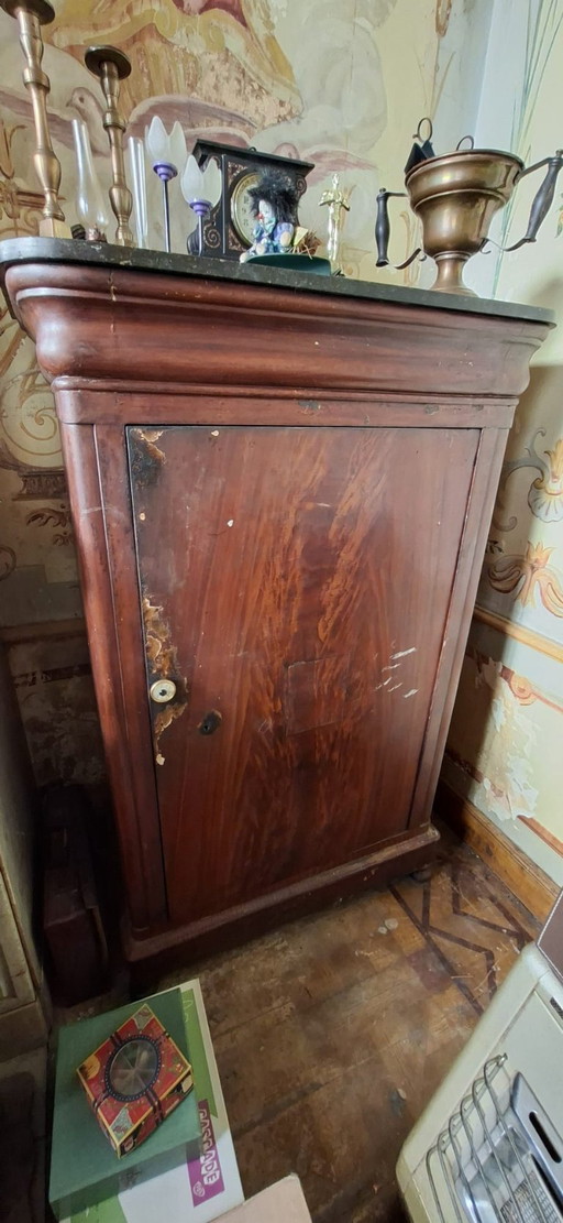 G. De Lorce Safe in Wood and Stone, Brown