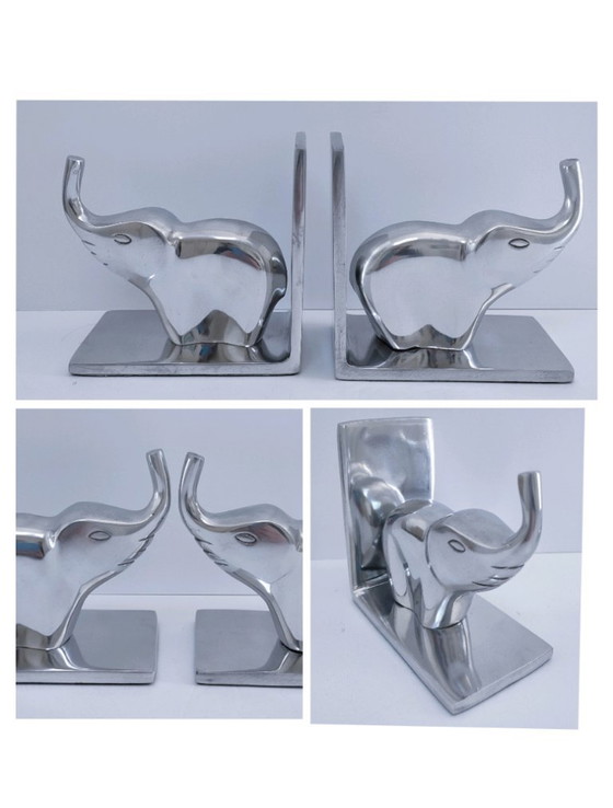 Image 1 of een paar boekensteunen in de vorm van olifanten, gegoten aluminium
