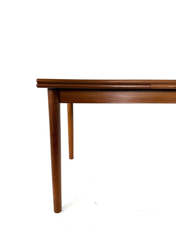 Image 1 of Vintage extendable Danish dining table '60s
