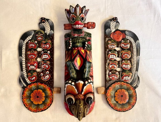 Image 1 of Traditionellen Raksha-Masken/Kobradämon-Maske