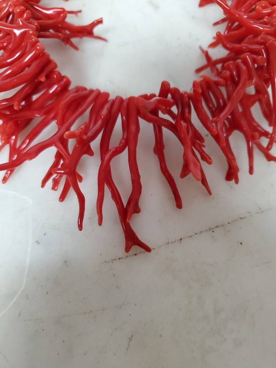 Image 1 of Joyería - Collar de coral rojo sangre oscuro con flecos. (ref4046)