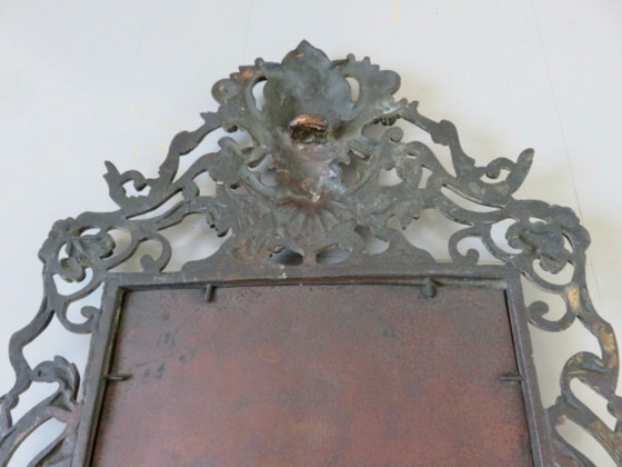 Image 1 of Espejo de hierro fundido que representa a Baco, dios del vino, Francia, década de 1920-1930