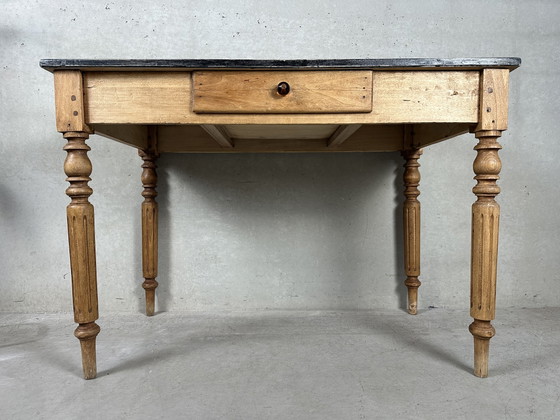 Antique Wooden Work Table – Side tables, Glass (photo 4 of 14)