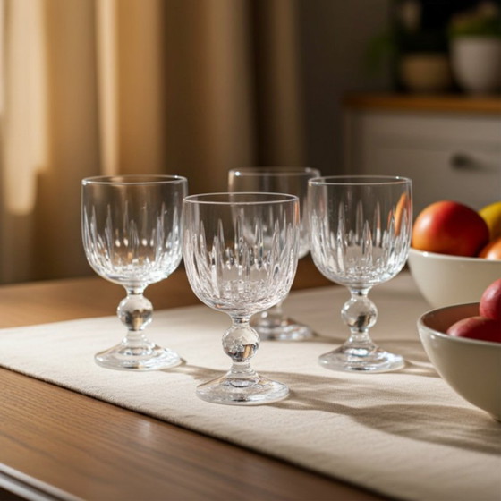 Image 1 of Eleganti bicchieri da vino in cristallo al piombo anni '70 - Set di 4 bicchieri in vetro tagliato